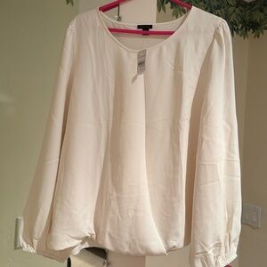 Ann Taylor Blouse White/cream with puff sleeves